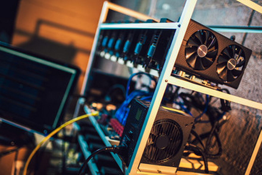 Computer with graphic cards for cryptocurrency mining